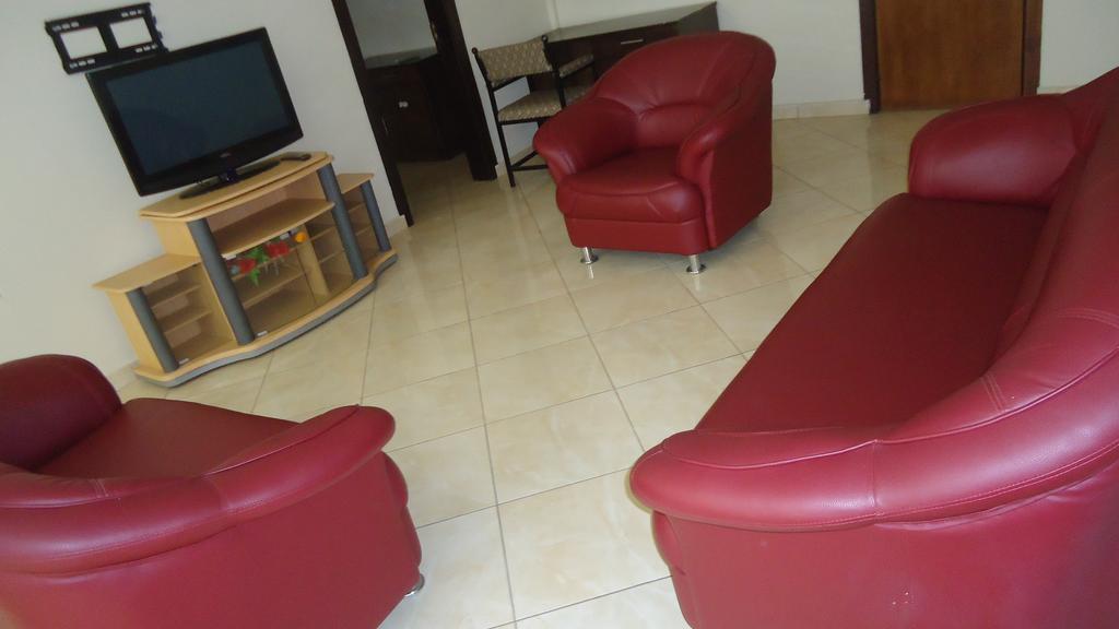 Wadoma Royale Hotel 库马西 客房 照片