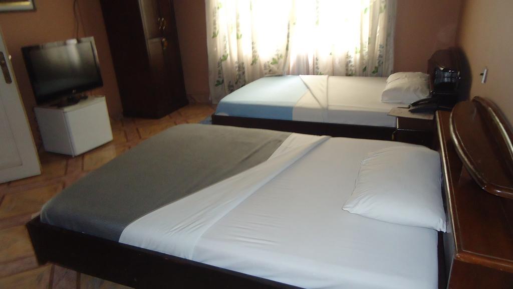 Wadoma Royale Hotel 库马西 客房 照片