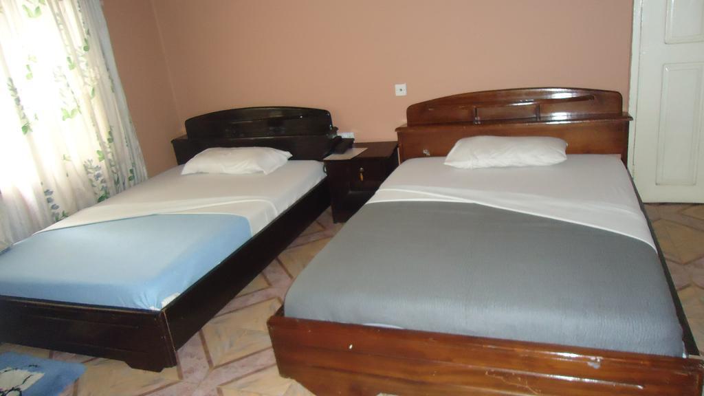 Wadoma Royale Hotel 库马西 客房 照片