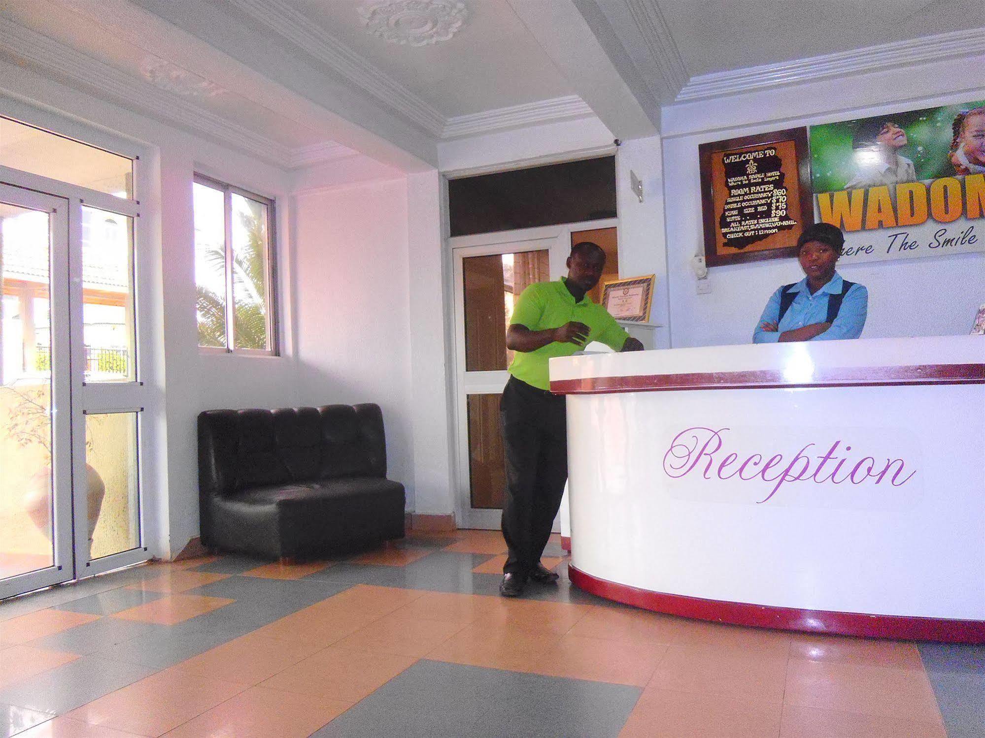 Wadoma Royale Hotel 库马西 外观 照片